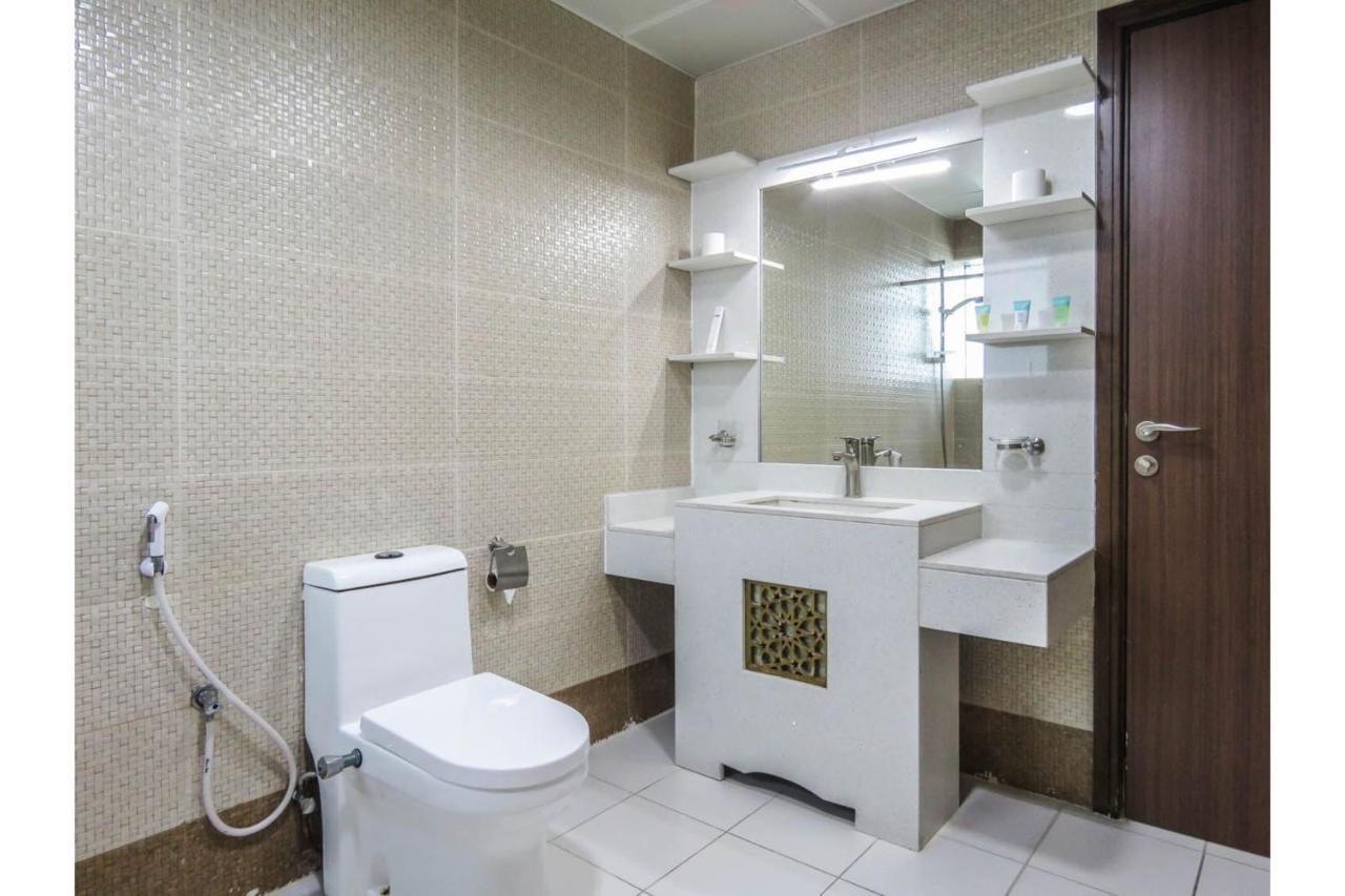 Bareen Hotel Adżman Zewnętrze zdjęcie